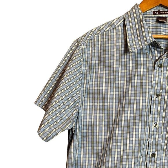 3 for $30! Groggy short sleeve button up shirt - Picture 7 of 8